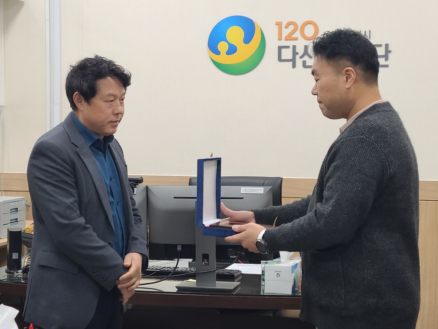 건군 76주년 국군의 날 감사패 수령 이미지2